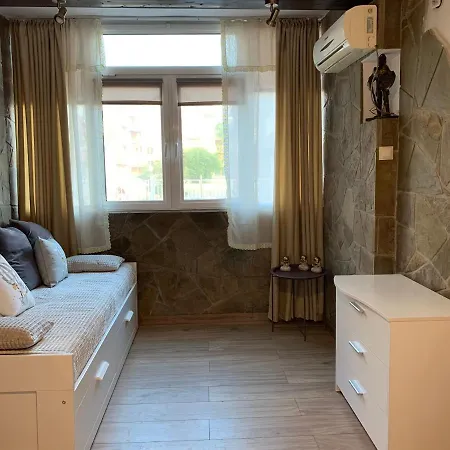 анси פומורי